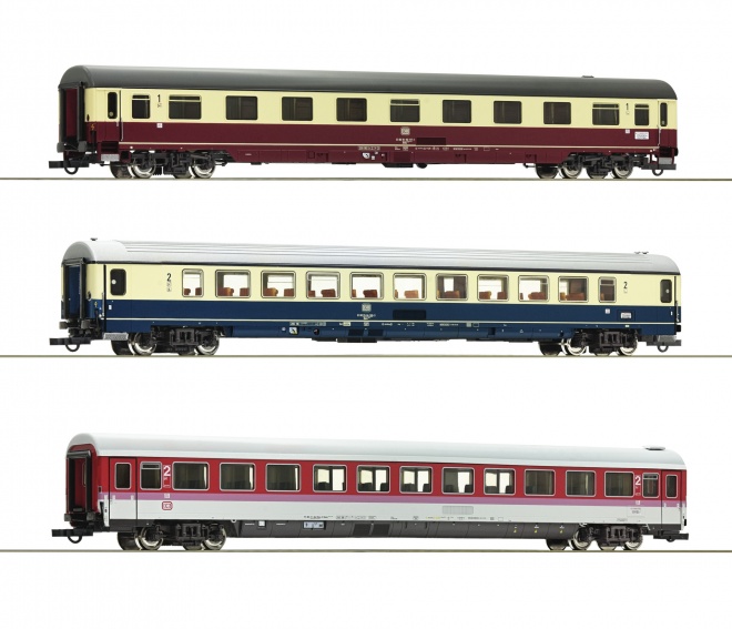 Set of 3 passenger cars of EC Leonardo da Vinci train (Set 1)<br /><a href='images/pictures/Roco/Roco-74133.jpg' target='_blank'>Full size image</a>